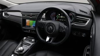 MG MG5 EXCLUSIVE