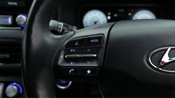 Hyundai KONA PREMIUM