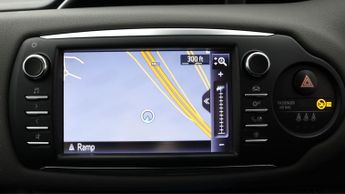 Toyota Yaris VVT-I ICON TECH