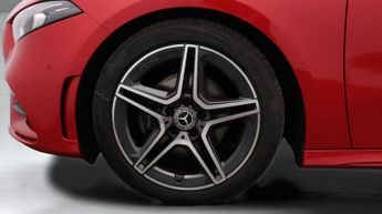 Mercedes-Benz A Class A 180 D AMG LINE PREMIUM