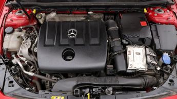 Mercedes-Benz A Class A 180 D AMG LINE PREMIUM