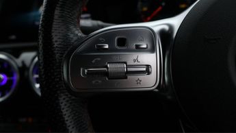 Mercedes-Benz A Class A 180 D AMG LINE PREMIUM