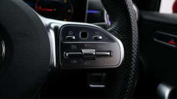 Mercedes-Benz A Class A 180 D AMG LINE PREMIUM