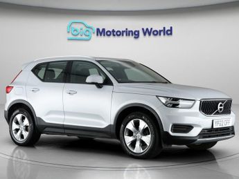 Volvo XC40 T3 MOMENTUM