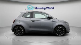 Fiat 500e LA PRIMA