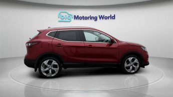 Nissan Qashqai DIG-T TEKNA DCT