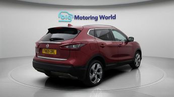 Nissan Qashqai DIG-T TEKNA DCT