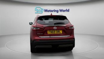 Nissan Qashqai DIG-T TEKNA DCT