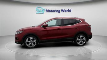 Nissan Qashqai DIG-T TEKNA DCT
