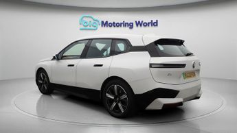BMW iX XDRIVE40 M SPORT