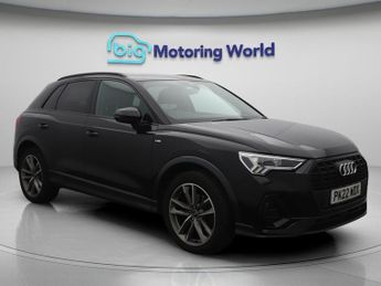 Audi Q3 TFSI S LINE BLACK EDITION