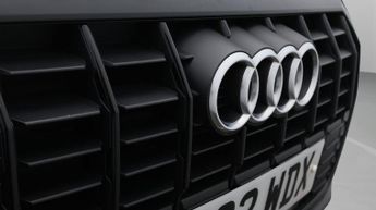 Audi Q3 TFSI S LINE BLACK EDITION