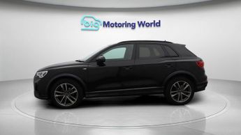 Audi Q3 TFSI S LINE BLACK EDITION
