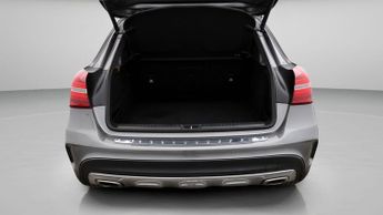 Mercedes-Benz GLA GLA 220 D 4MATIC AMG LINE PREMIUM