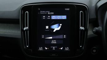 Volvo XC40 B4 INSCRIPTION PRO