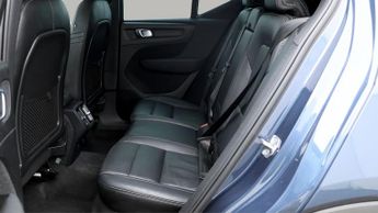 Volvo XC40 B4 INSCRIPTION PRO