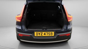 Volvo XC40 B4 INSCRIPTION PRO