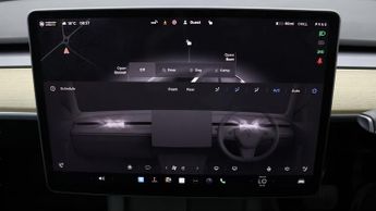 Tesla Model Y BASE