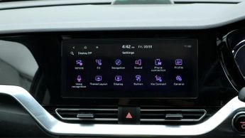 Kia Niro 4 PLUS