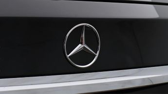 Mercedes-Benz GLA GLA 180 AMG LINE EDITION
