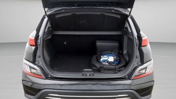 Hyundai KONA PREMIUM