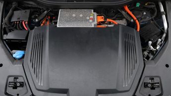 Audi e-tron QUATTRO BASE