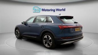 Audi e-tron QUATTRO BASE