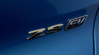 MG MG ZS TROPHY CONNECT