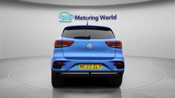 MG MG ZS TROPHY CONNECT