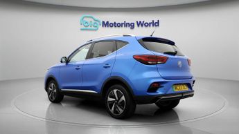 MG MG ZS TROPHY CONNECT
