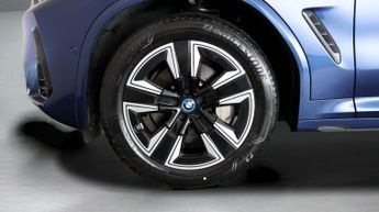 BMW iX3 M SPORT