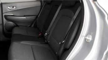 Hyundai KONA PREMIUM