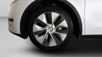 Tesla Model Y BASE