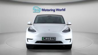 Tesla Model Y BASE