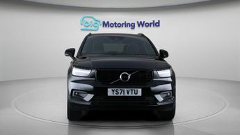Volvo XC40 T3 R-DESIGN PRO