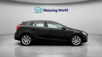 Volvo V40 T3 INSCRIPTION