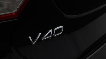 Volvo V40 T3 INSCRIPTION