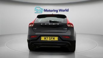 Volvo V40 T3 INSCRIPTION