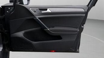 Volkswagen e-Golf E-GOLF