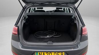 Volkswagen e-Golf E-GOLF