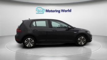Volkswagen e-Golf E-GOLF