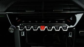 Peugeot E-2008 GT PREMIUM
