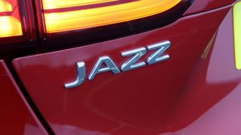 Honda Jazz I-MMD EX