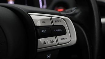 Honda Jazz I-MMD EX