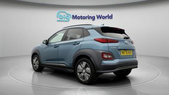 Hyundai KONA PREMIUM