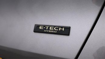 Renault Captur TECHNO E-TECH