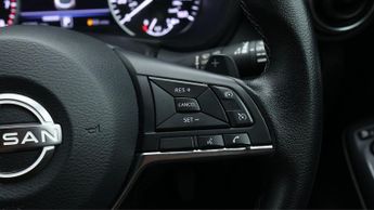 Nissan Juke DIG-T N-CONNECTA DCT