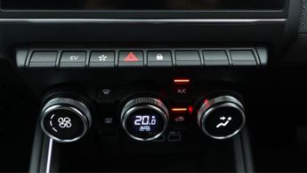 Renault Clio TECHNO E-TECH