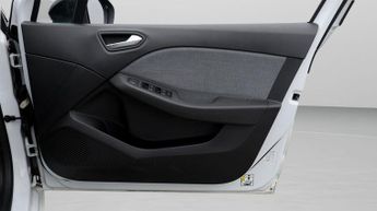 Renault Clio TECHNO E-TECH