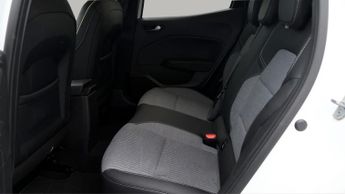 Renault Clio TECHNO E-TECH